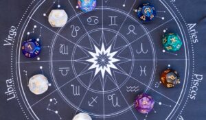 Vous avez l'opportunité de combiner votre horoscope avec la voyance !